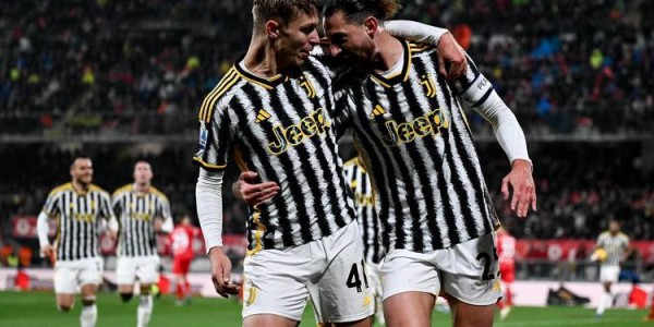 意甲巅峰对决！那不勒斯主场迎尤文，国家德比藏争四关键