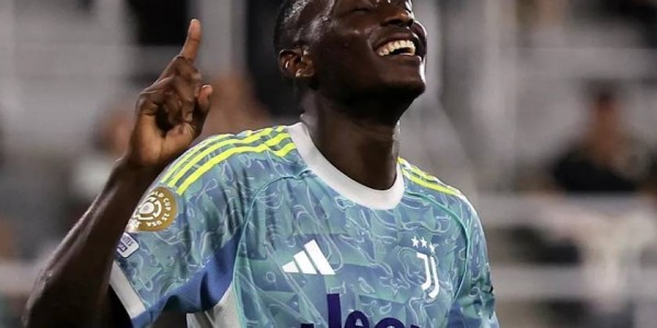 切尔西热脸贴了冷屁股，心仪射手不愿加盟，只想去意甲豪门