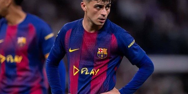 西甲第17轮分析：比利亚雷亚尔对阵巴萨，双方堪称一场六分争夺战