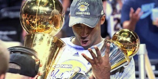 美媒评Top20分卫：乔丹科比领衔 韦德力压艾弗森