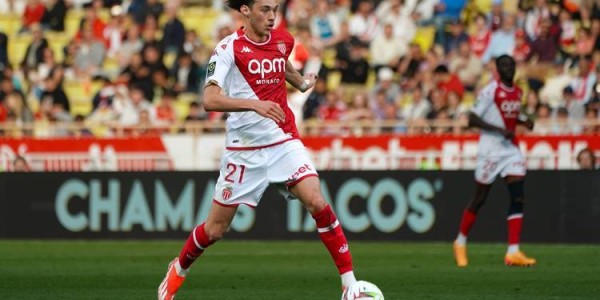 法甲中游对决：欧塞尔主场迎战摩纳哥，保级区边缘队能否阻击上游劲旅？