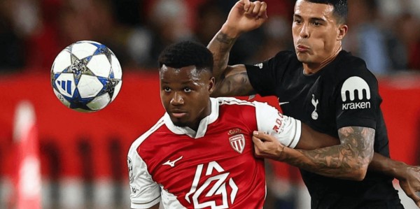 超级门将一战封神：8次神扑，英超豪强5场仅1胜，9亿豪阵也没用